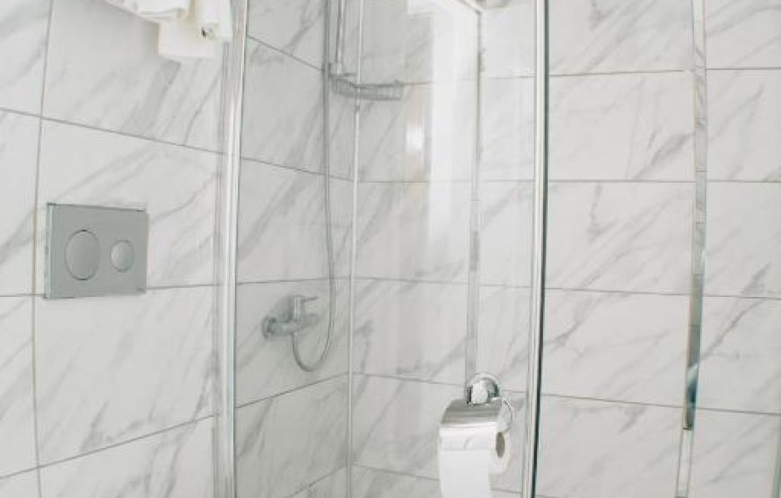 هتل سیتی سنتر/ City Center Hotel