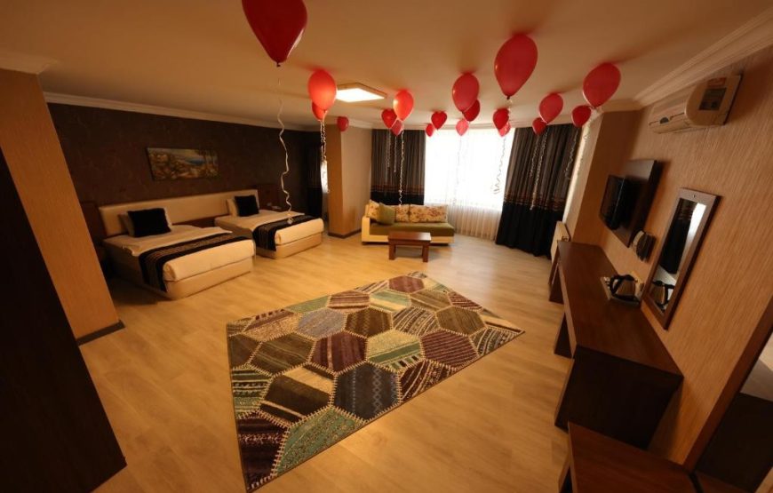 هتل رویال برک/Royal Berk Hotel