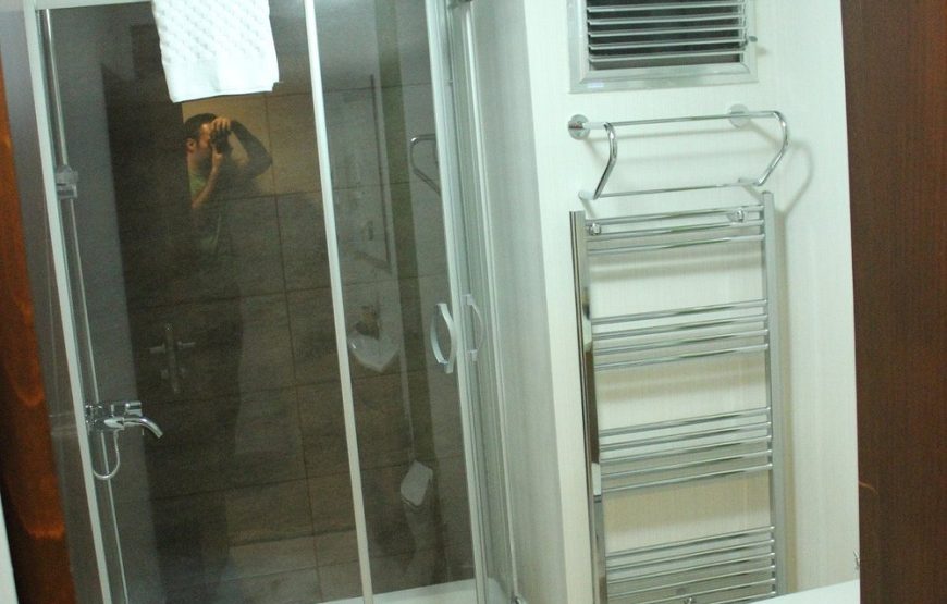 اتاق استاندارد رویال میلانو / ROYAL MILANO HOTEL