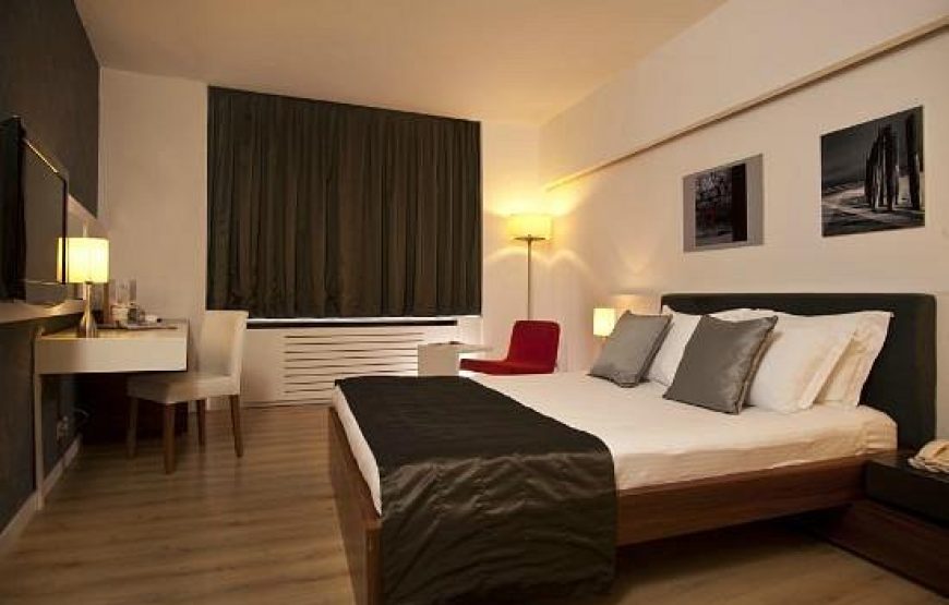 اتاق استاندارد هتل سورملی / SURMELI HOTEL ISTANBUL