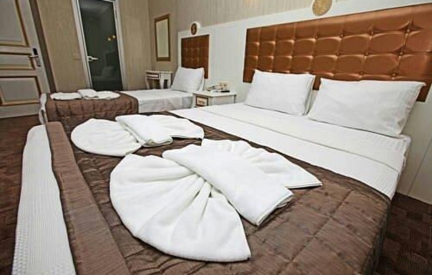 اتاق استاندارد هتل کوئنتو / CUENTO HOTEL