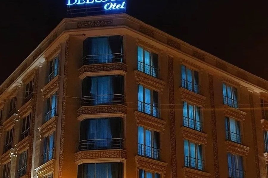 هتل مای دلوکس وان/hotel my deluxe van