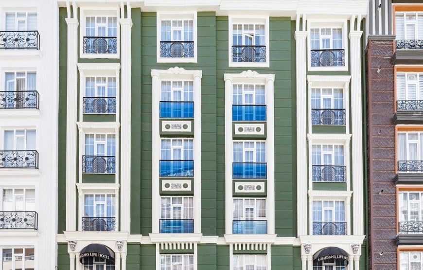 هتل ریفرم وان /  Reform Van Hotel