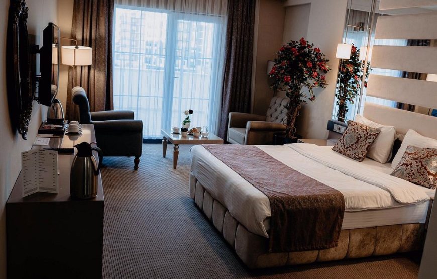 هتل ریفرم وان /  Reform Van Hotel