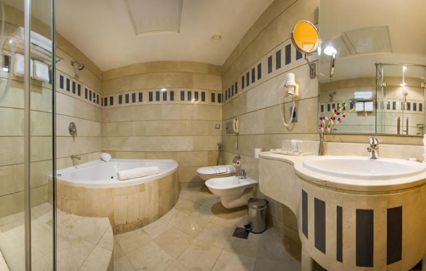 هتل سیتی سیزن مسقط /  City Seasons Hotel and Suites Muscat
