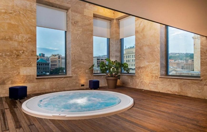 هتل هالیدی این ایروان/ Holiday Inn Yerevan