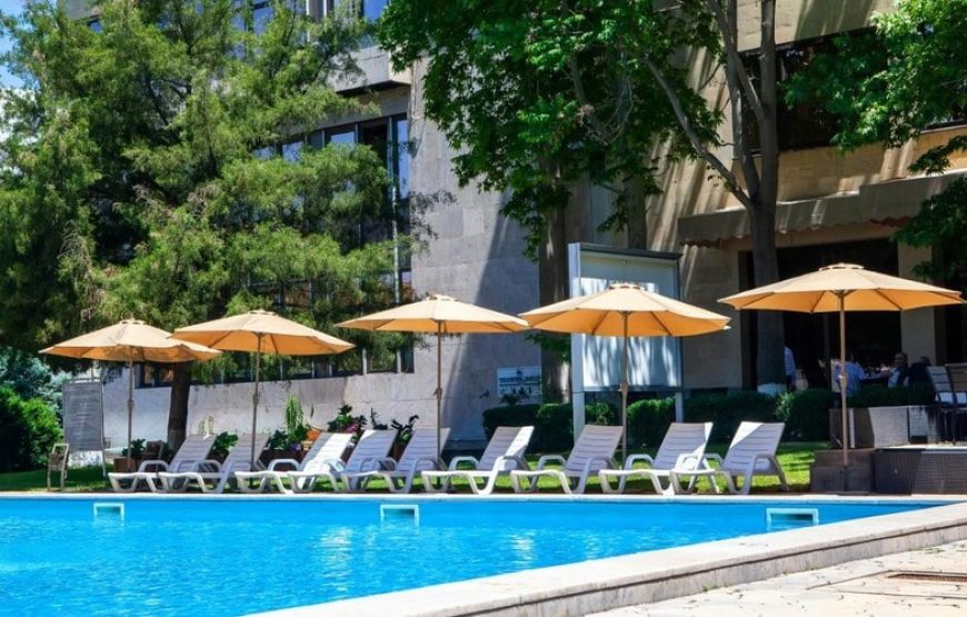 هتل پرزیدنت ایروان /  President Hotel by Yerevan