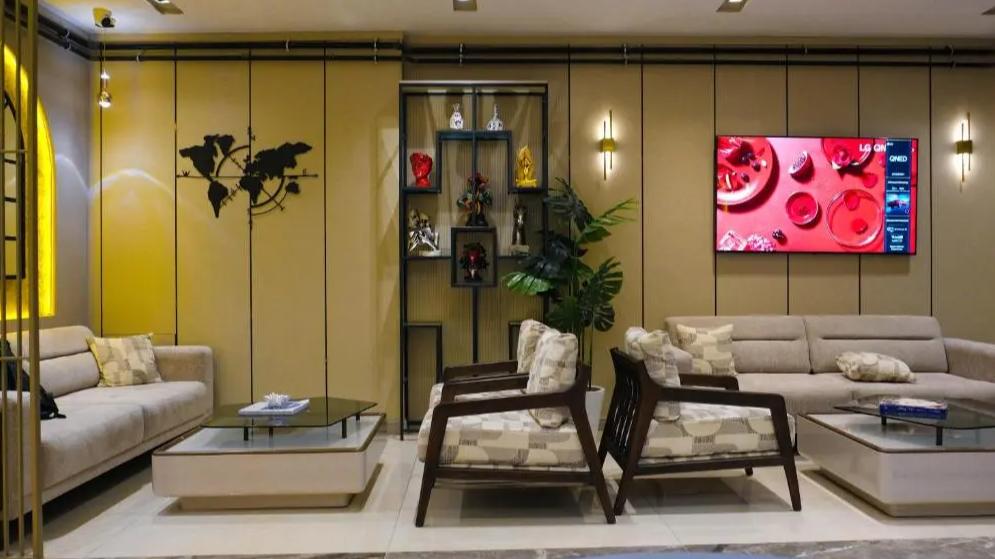 هتل رویال سونز وان/royal sevens hotel van