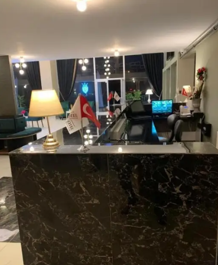 هتل نیلز وان/nils van hotel