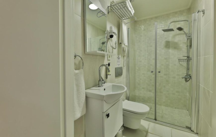 هتل ای ای اکسکلوسیو استانبول/EA Exclusive Hotel ISTANBUL