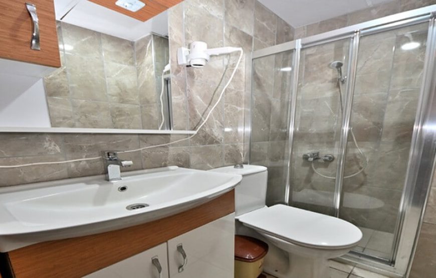 هتل گرند دنیز/GRAND DENIZ HOTEL