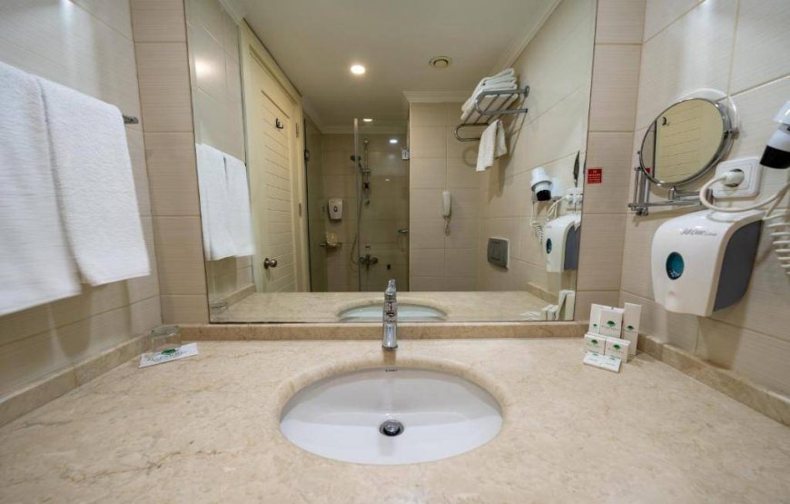 هتل گرین بای ریزورت بدروم/GREEN BAY RESORT BODROM