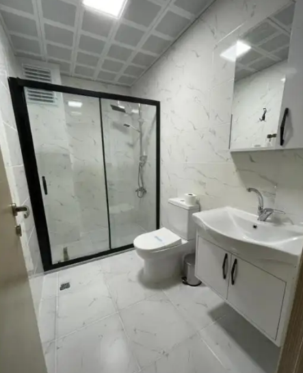 هتل نیلز وان/nils van hotel