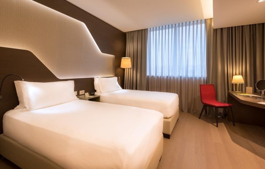 هتل  دابل تری بای هیلتون ایروان / DoubleTree by Hilton Yerevan