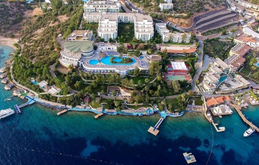 هتل هالیدی ریزورت بدروم /  Holiday Resort & Spa hotel Bodrum