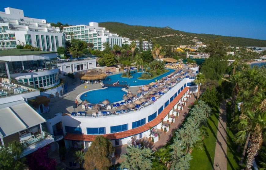 هتل هالیدی ریزورت بدروم /  Holiday Resort & Spa hotel Bodrum