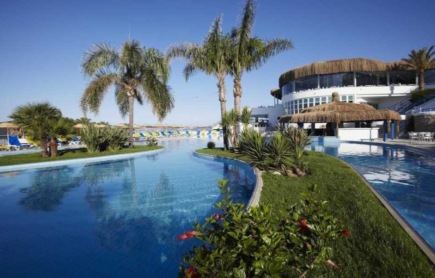 هتل هالیدی ریزورت بدروم /  Holiday Resort & Spa hotel Bodrum